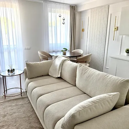 アパート Pure -free Private Garage *