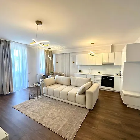 アパート Pure -free Private Garage *