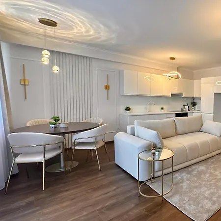 Pure -free Private Garage *